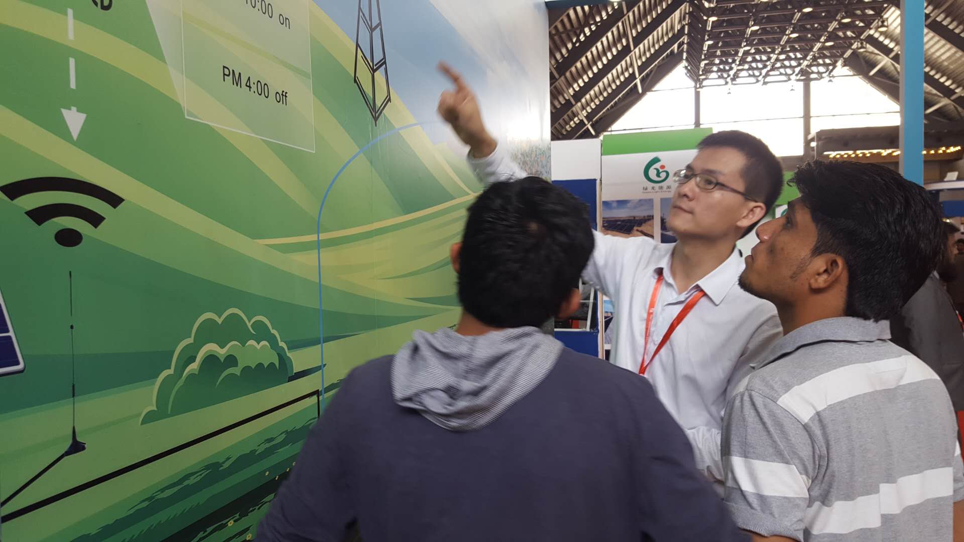 VEICHI ist seit vielen Jahren in der Photovoltaikbranche tätig und hat immer mit der weltweit führenden Technologie Schritt gehalten, um die Marktanforderungen zu erfüllen.